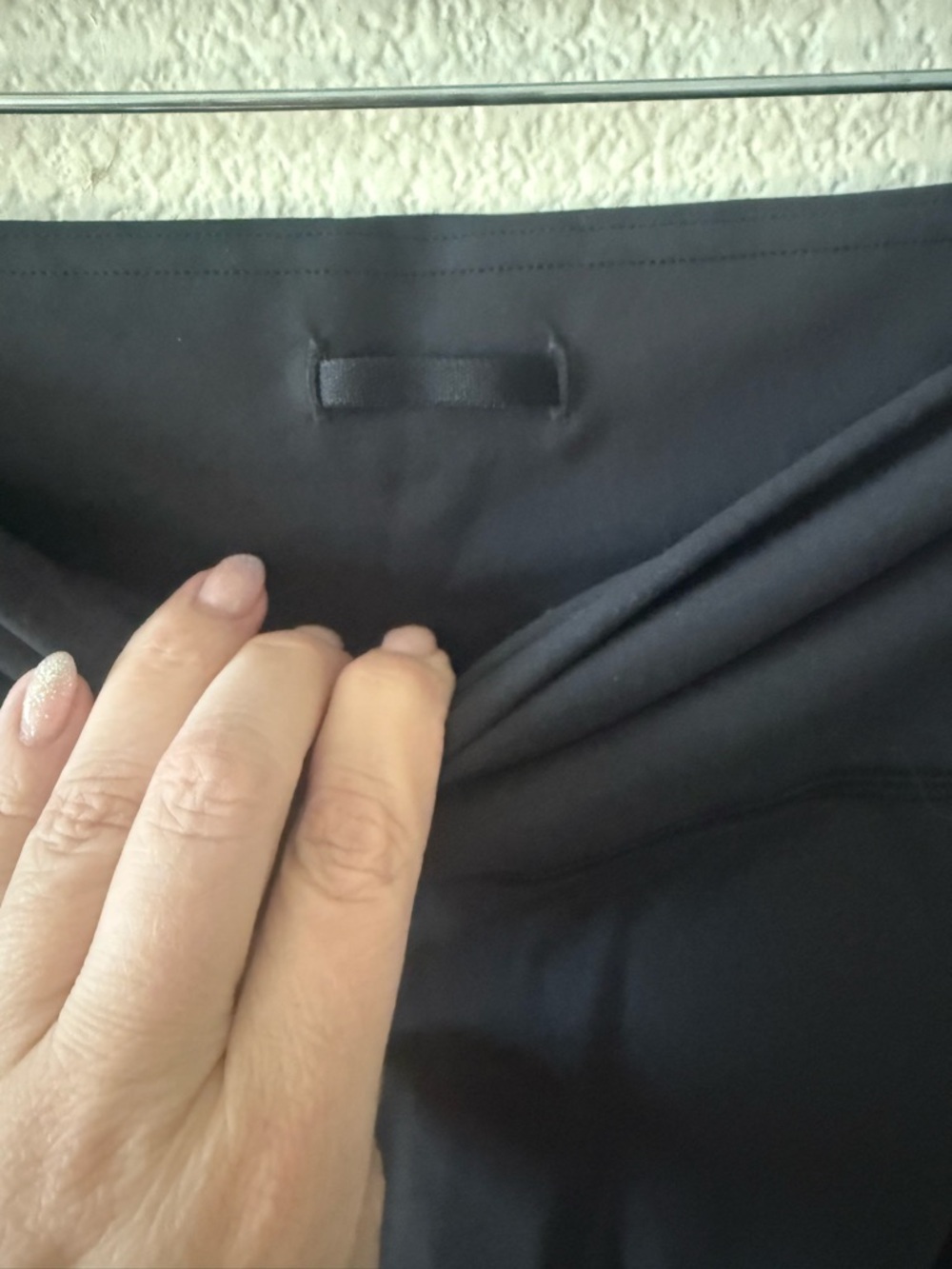 NWT Lululemon Black Cropped Leggings - Picture 6 of 7